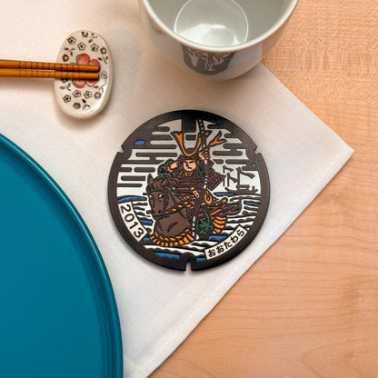 Sottobicchiere ROJI collezione Samurai con il design del tombino di Nasu no Yoichi, Otawara